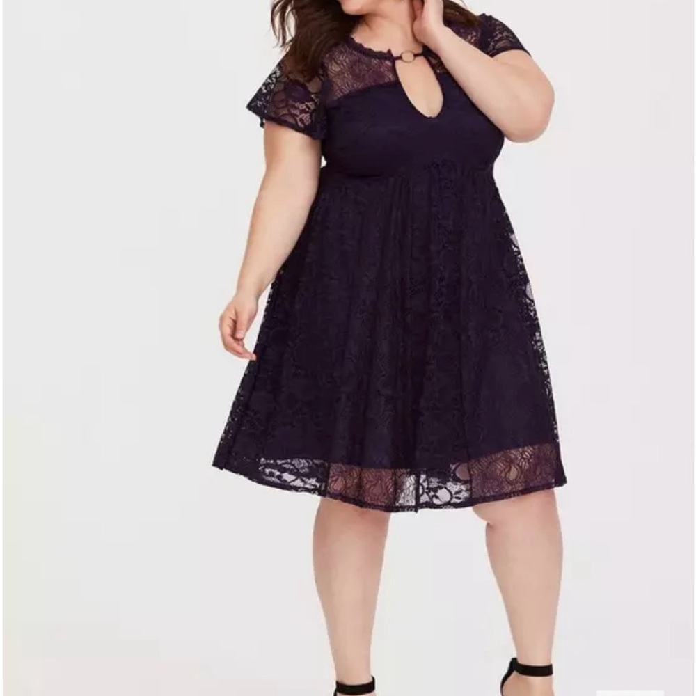 Torrid Black Mini Lace Trapeze Dress - Picture 4 of 6